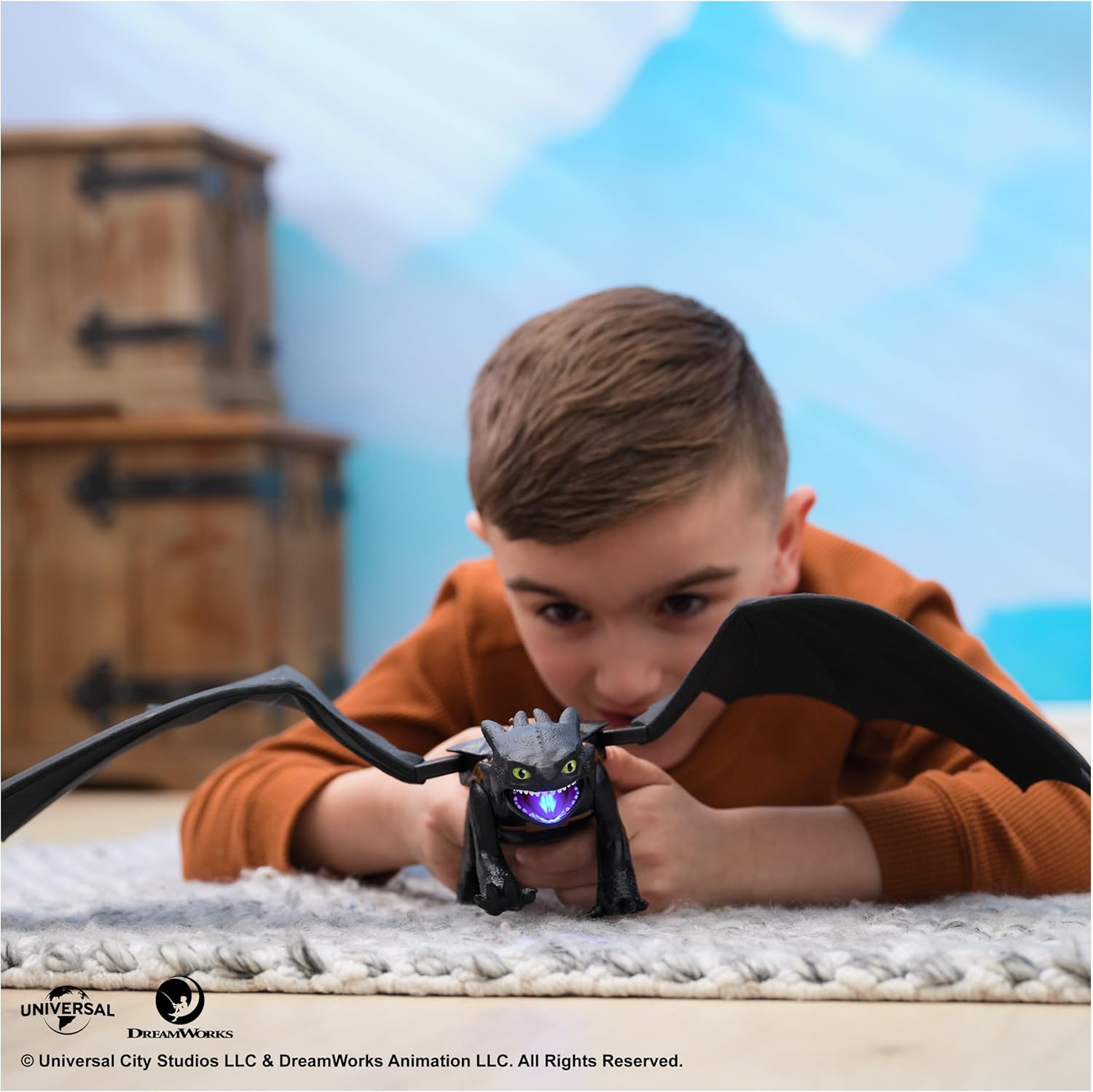 How to Train Your Dragon ULTIMATE PLASMA BLAST TOOTHLESS Lights and Sound Figure