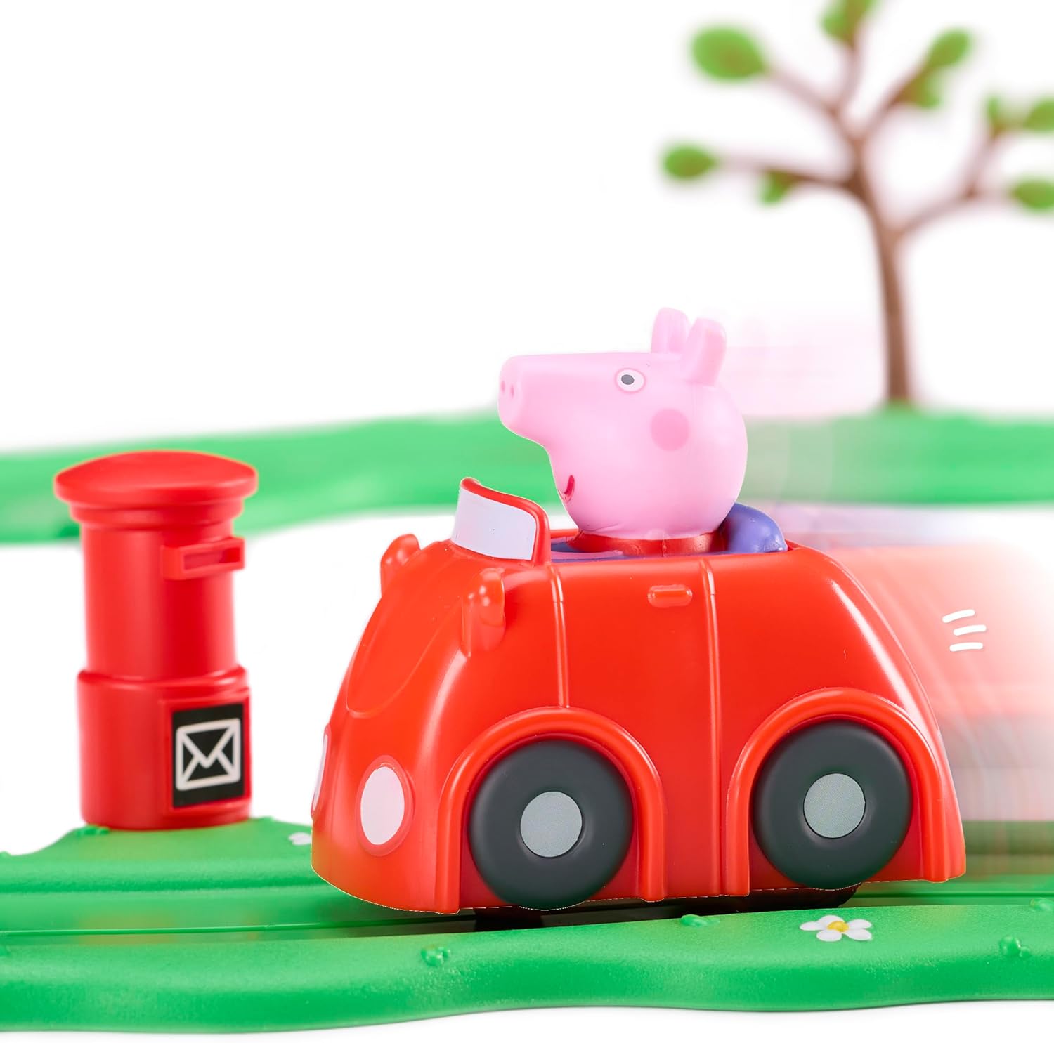 Peppa Pig Whizz Around Peppa?s Little Red Car Set Track