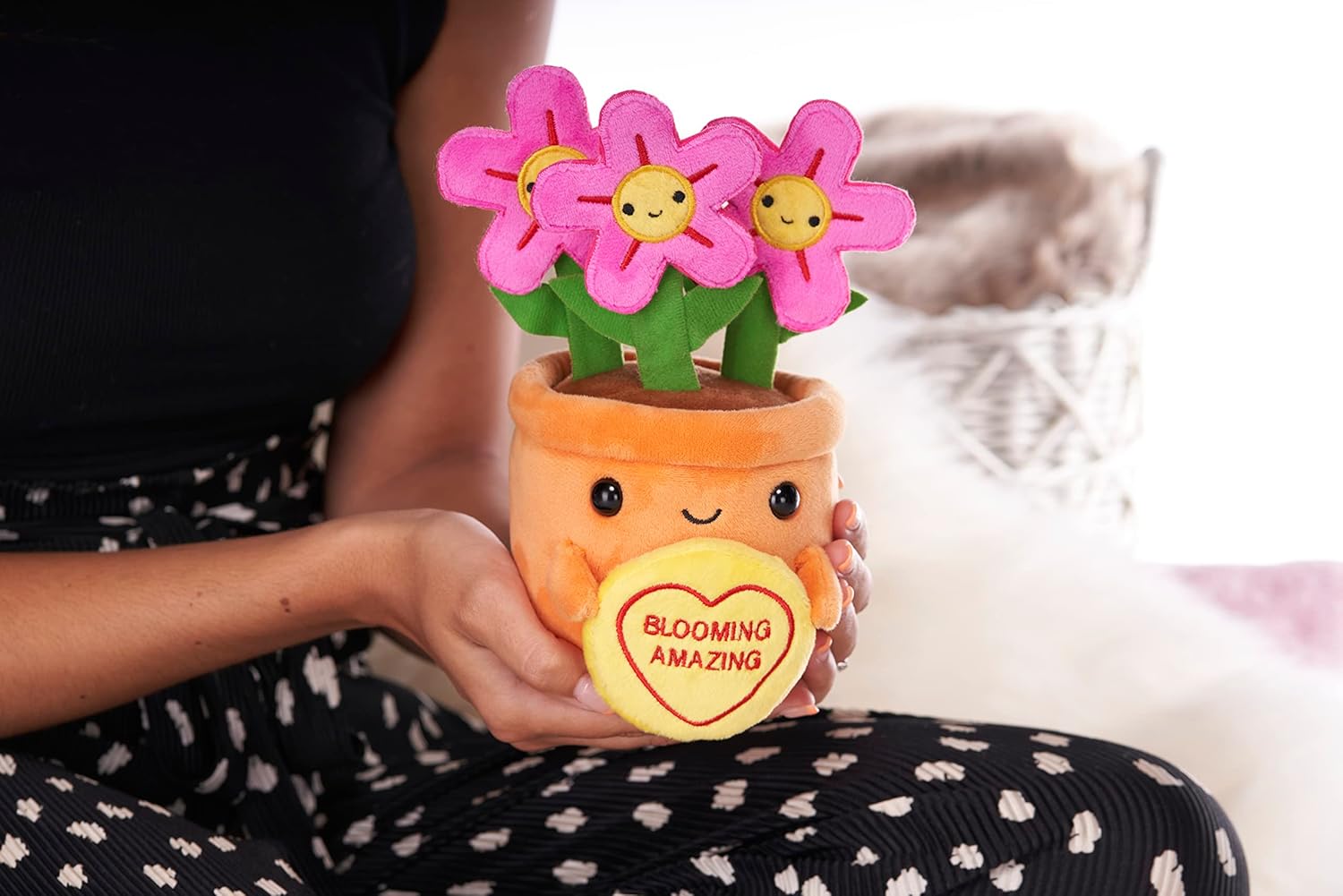 Swizzels Love Hearts 18CM Felicity Flowerpot Blooming Amazing Soft Plush Toy