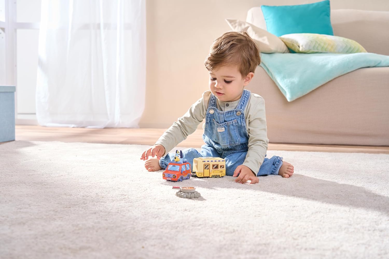 VTech Toot-Toot Drivers Bluey: Bluey Family Car & Caravan
