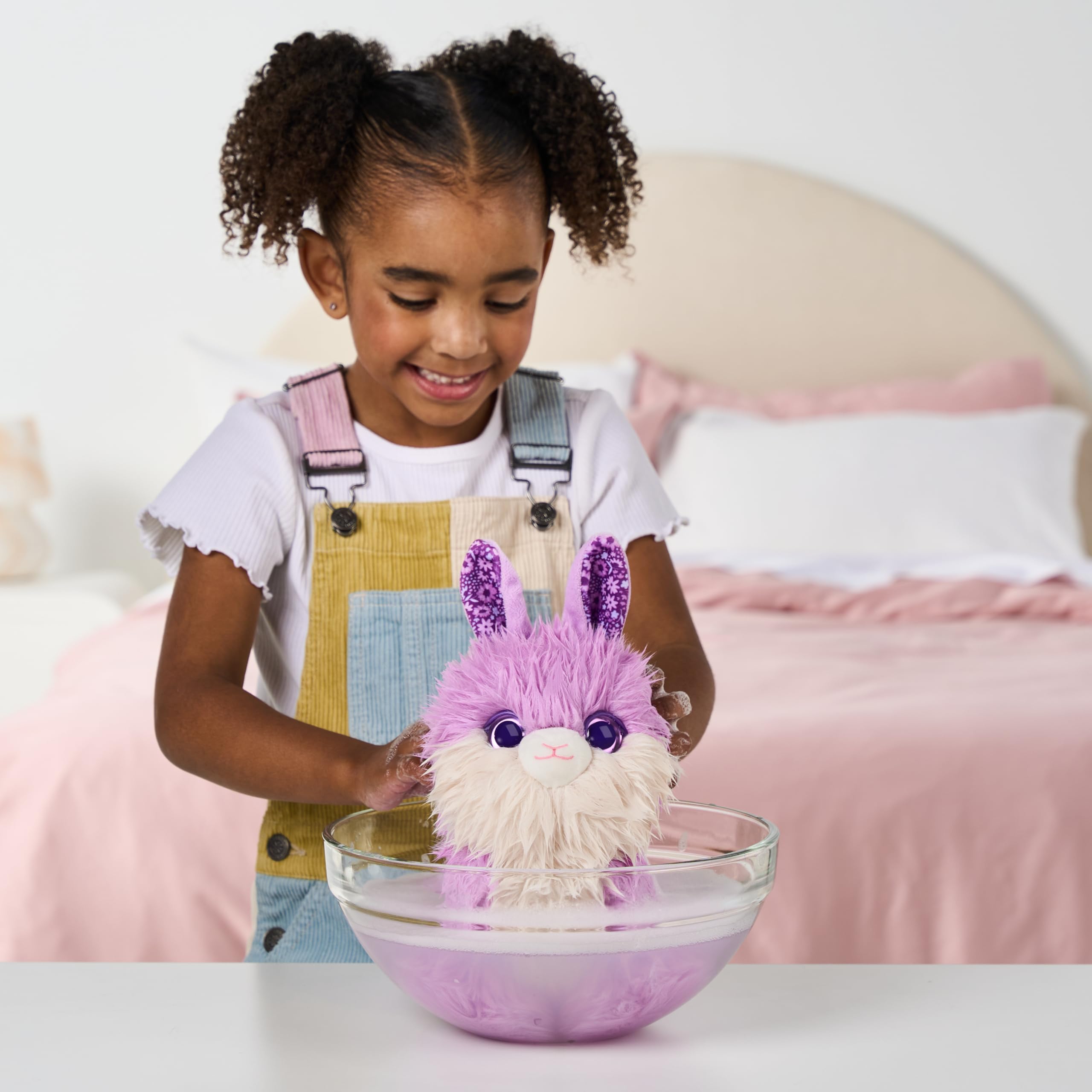 ScruffaLuvs 14cm Bunny Scruff Surprise Plush Toy with Magic Water Reveal + Deluxe Transport Box 29cm
